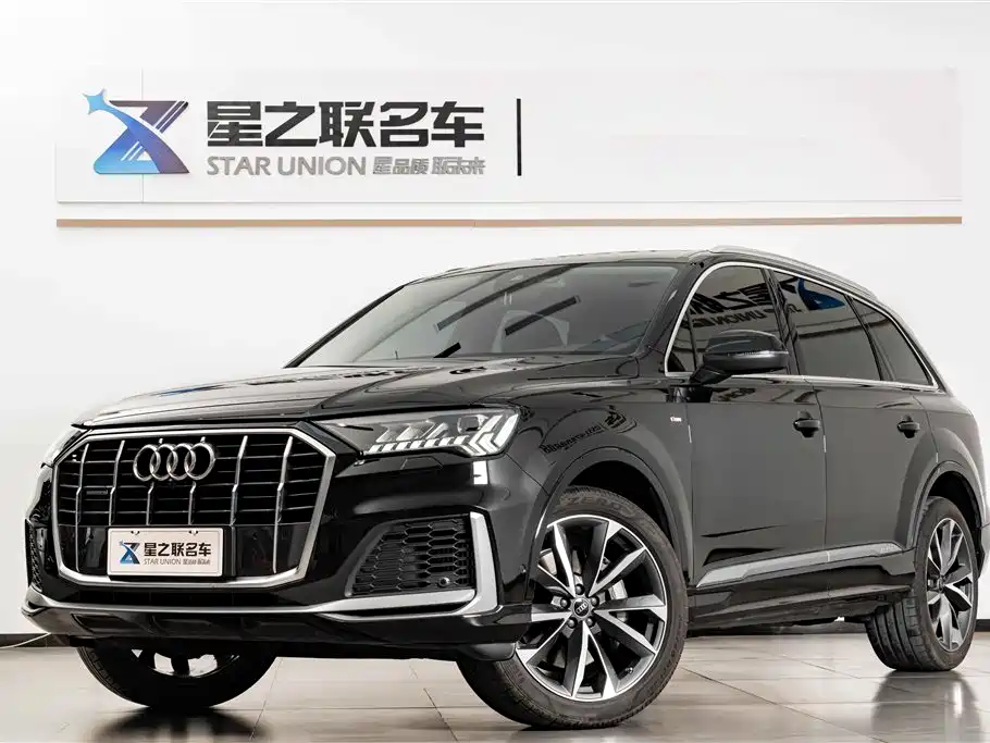 Audi Q7 2023 55 TFSI quattro S line Sport фото 2
