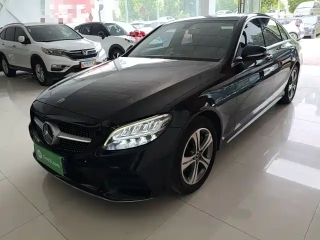 Mercedes-Benz C-Class 2019