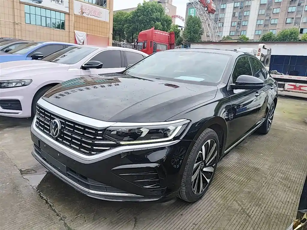 Volkswagen Passat 2022 330TSI Elite Edition