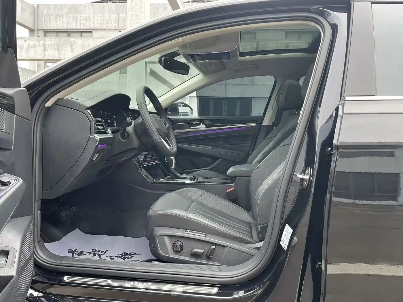 Volkswagen Passat 2025 Outstanding 380TSI Starlight Dragon Soaring Edition фото 4