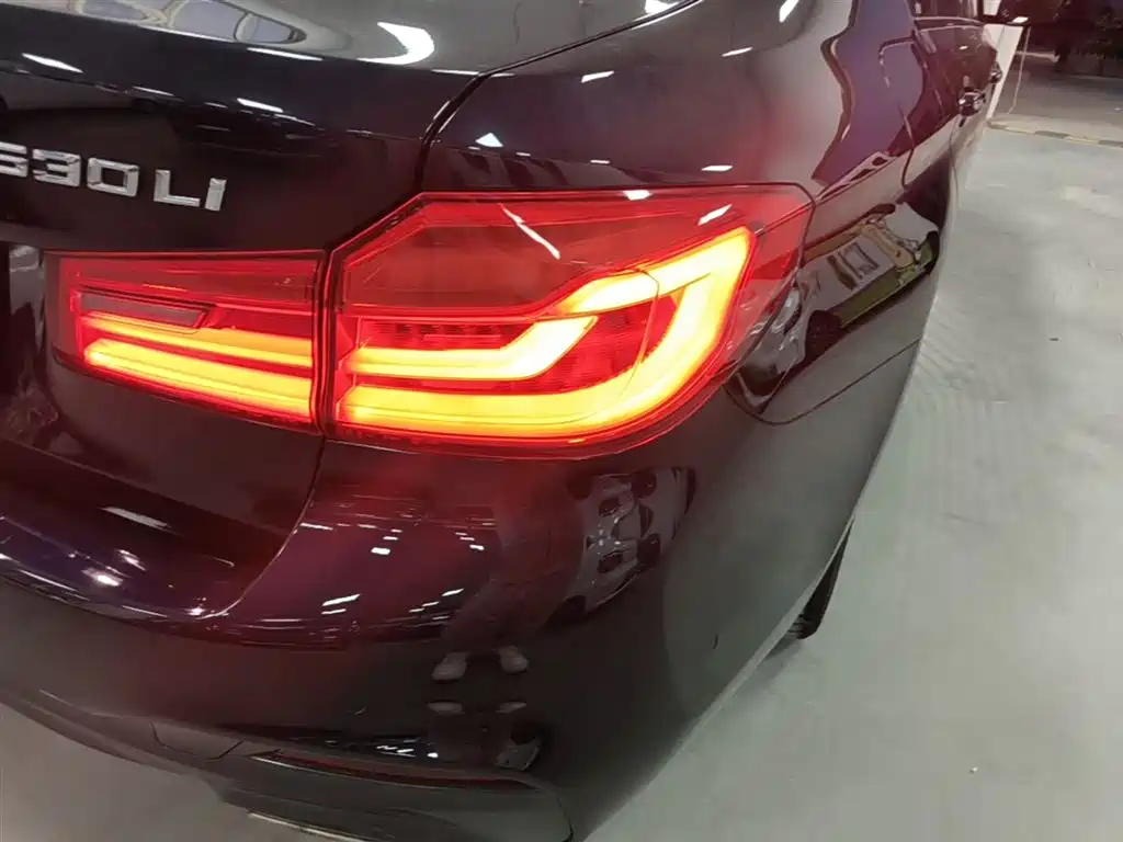BMW 5 Series 2018 Facelift 530Li Leading M Sport Package фото 8