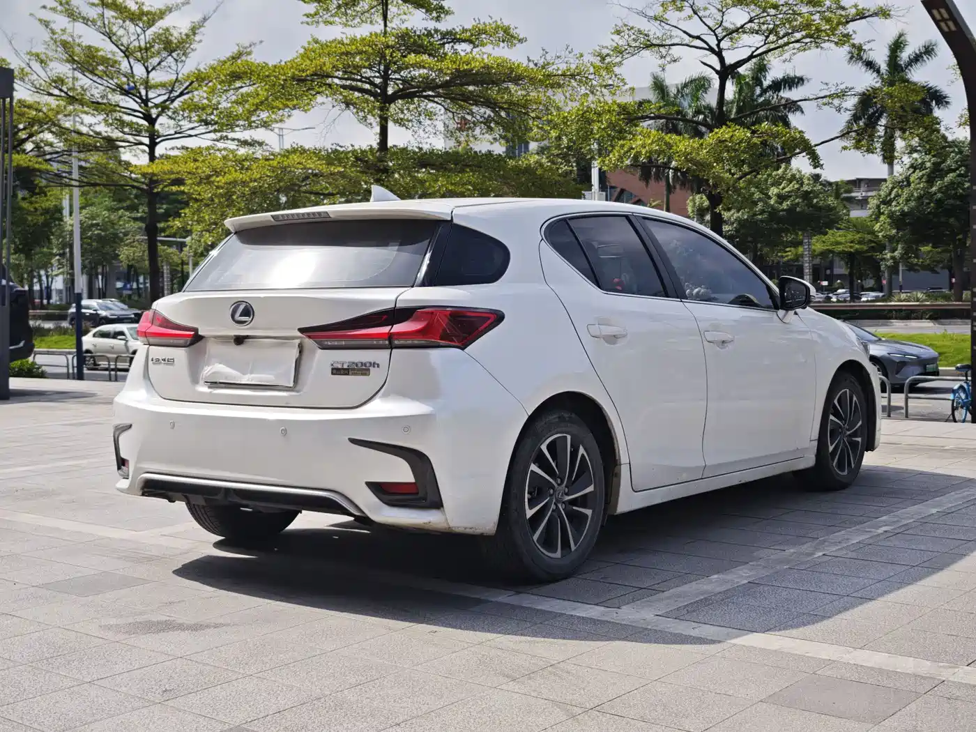 Lexus CT 2020 2017 CT200h Elite Edition Monochrome China V
