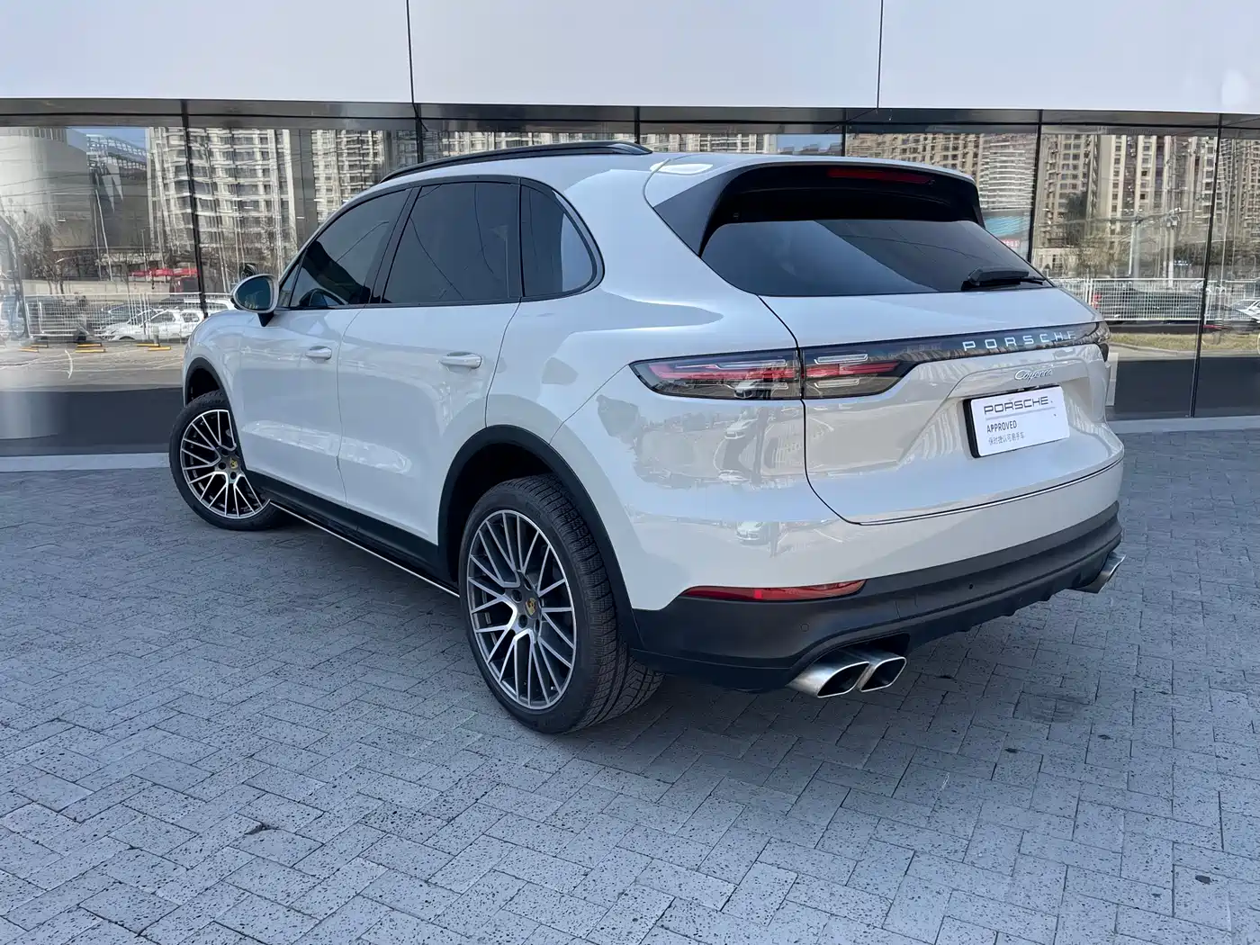 PORSCHE CAYENNE