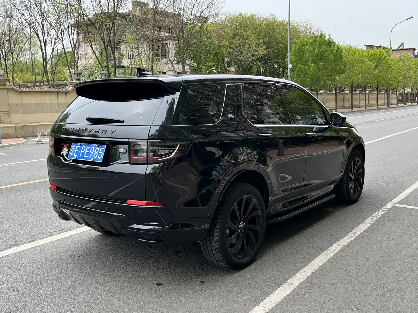 LAND ROVER DISCOVER SPORTS