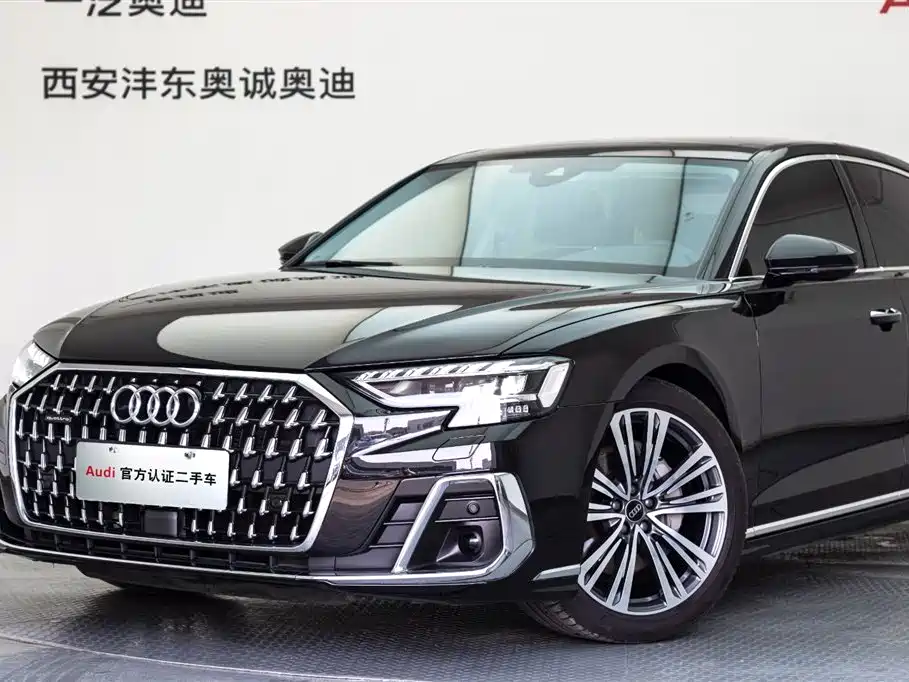 Audi A8 2025 A8L 45 TFSI quattro Luxury фото 23