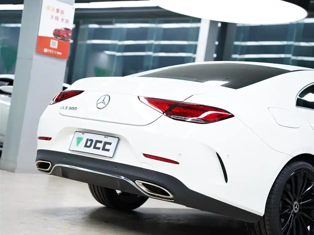MERCEDES-BENZ CLS