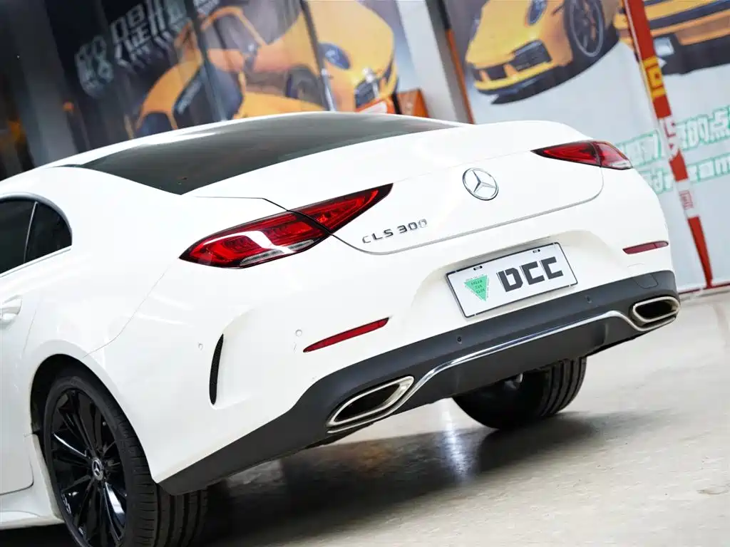MERCEDES-BENZ CLS