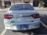 Фото 6 - Geely Vision