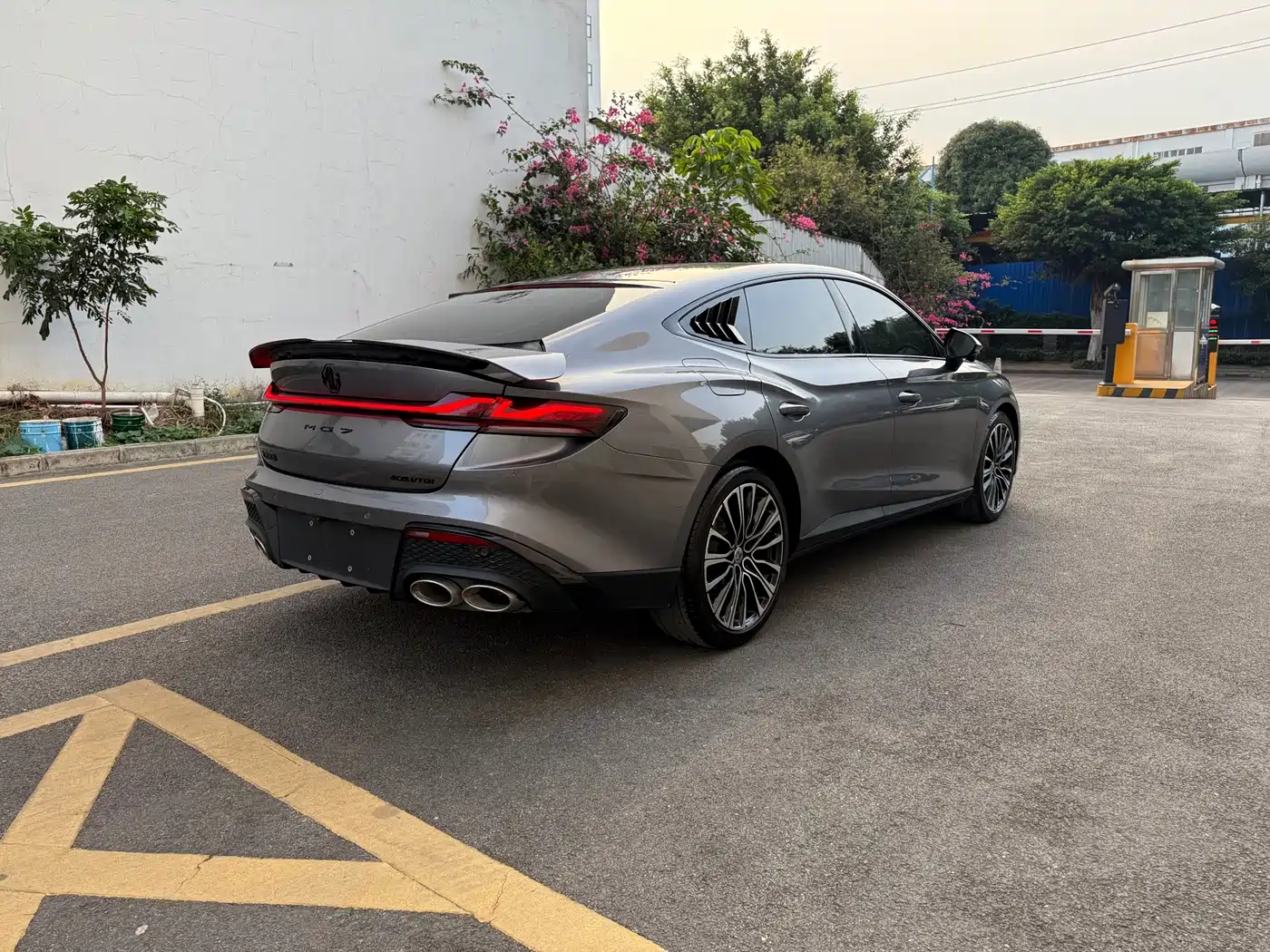 MG MG7 2023 2023 2.0T Automatic Hunting Beauty Luxury Edition