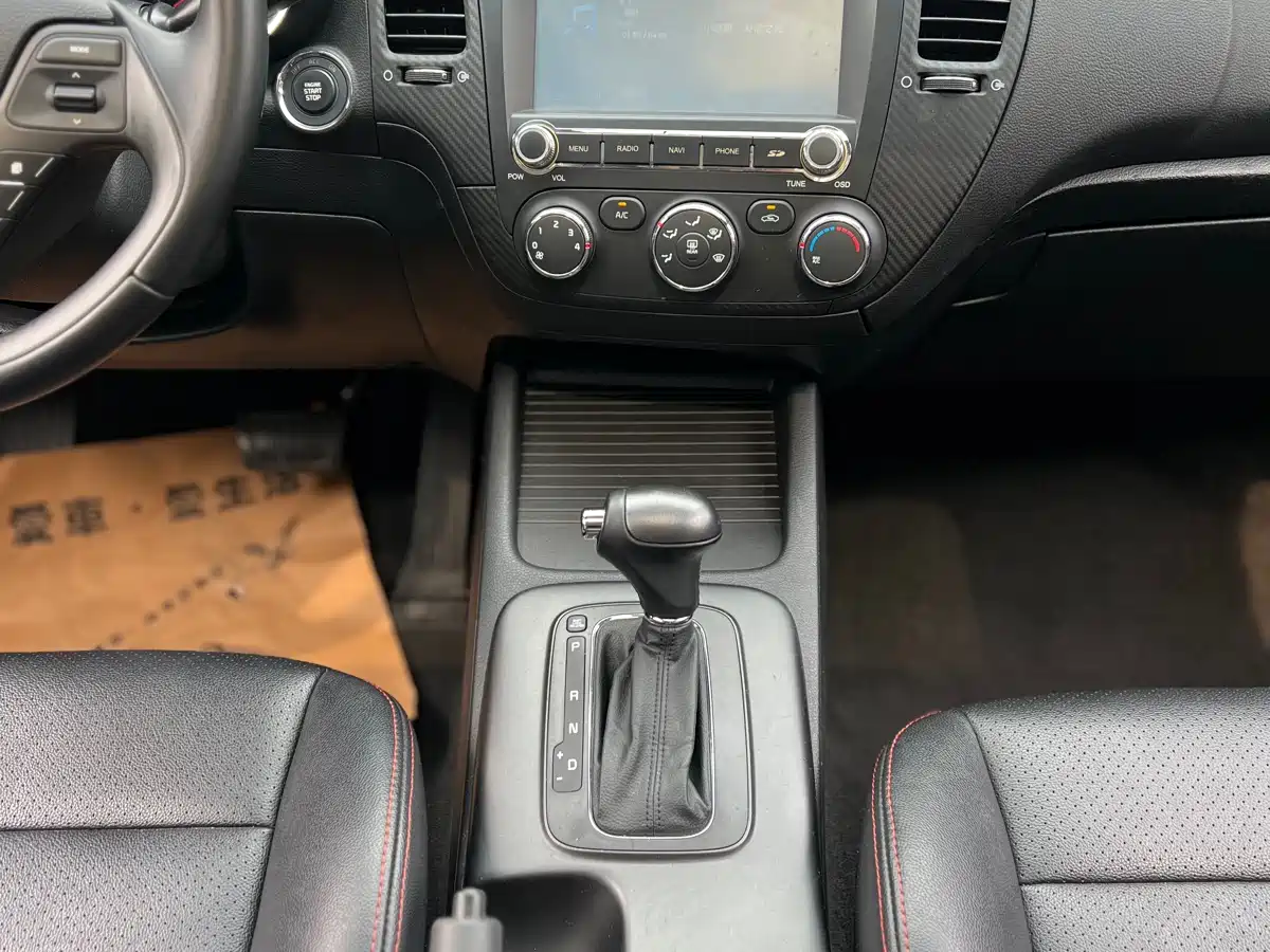 Kia K3 2013 1.6L Automatic GLS фото 13