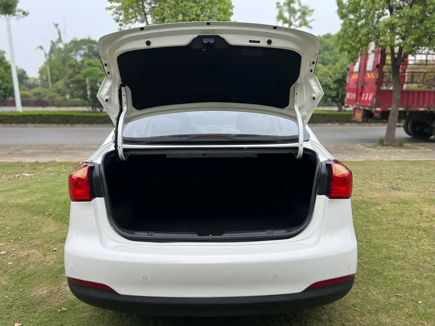 Kia K3 2013 1.6L Automatic GLS фото 19