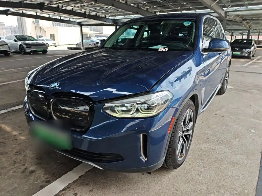 BMW iX3 2021