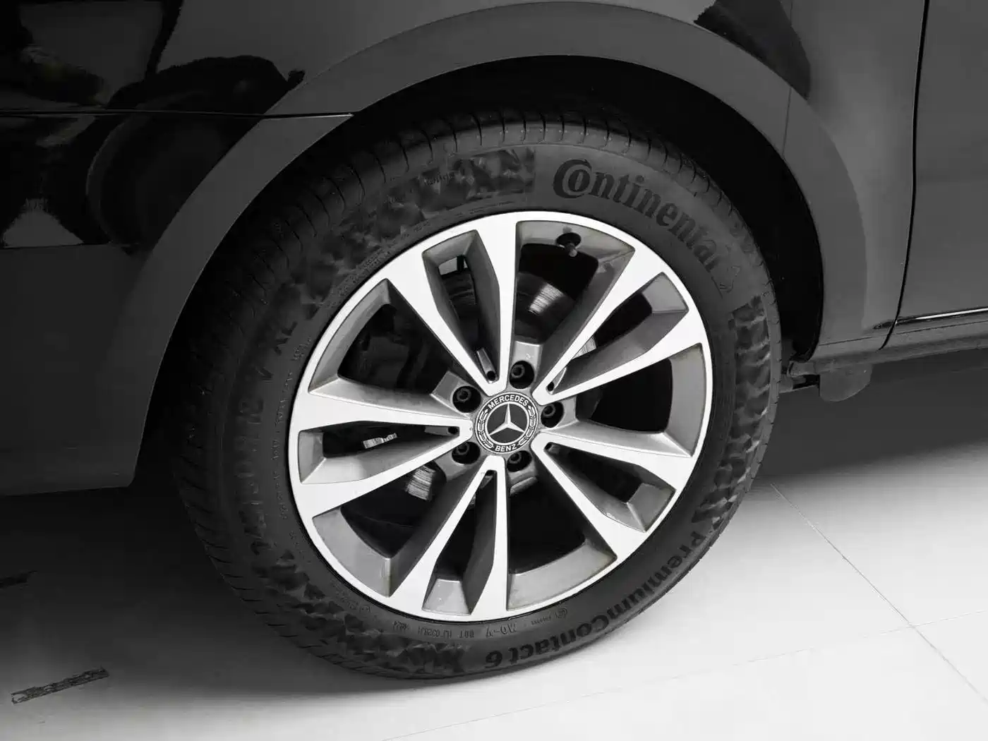 Mercedes-Benz V-Class 2021 V 260 Pilot Edition фото 4