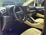 Фото 5 - Toyota Vellfire