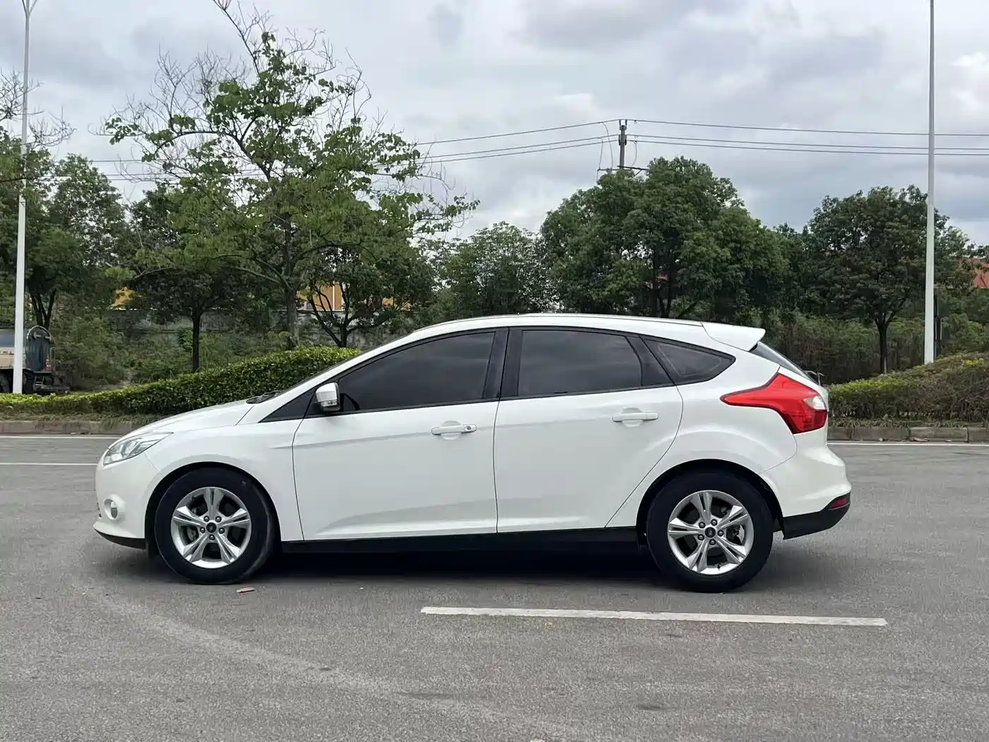 Фото 4 - Ford Focus