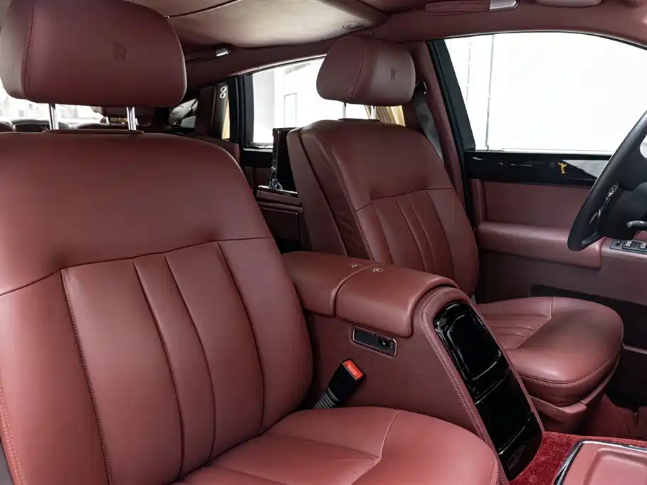 Rolls-Royce Phantom 2016 2013 6.7L Extended Wheelbase (EWB)