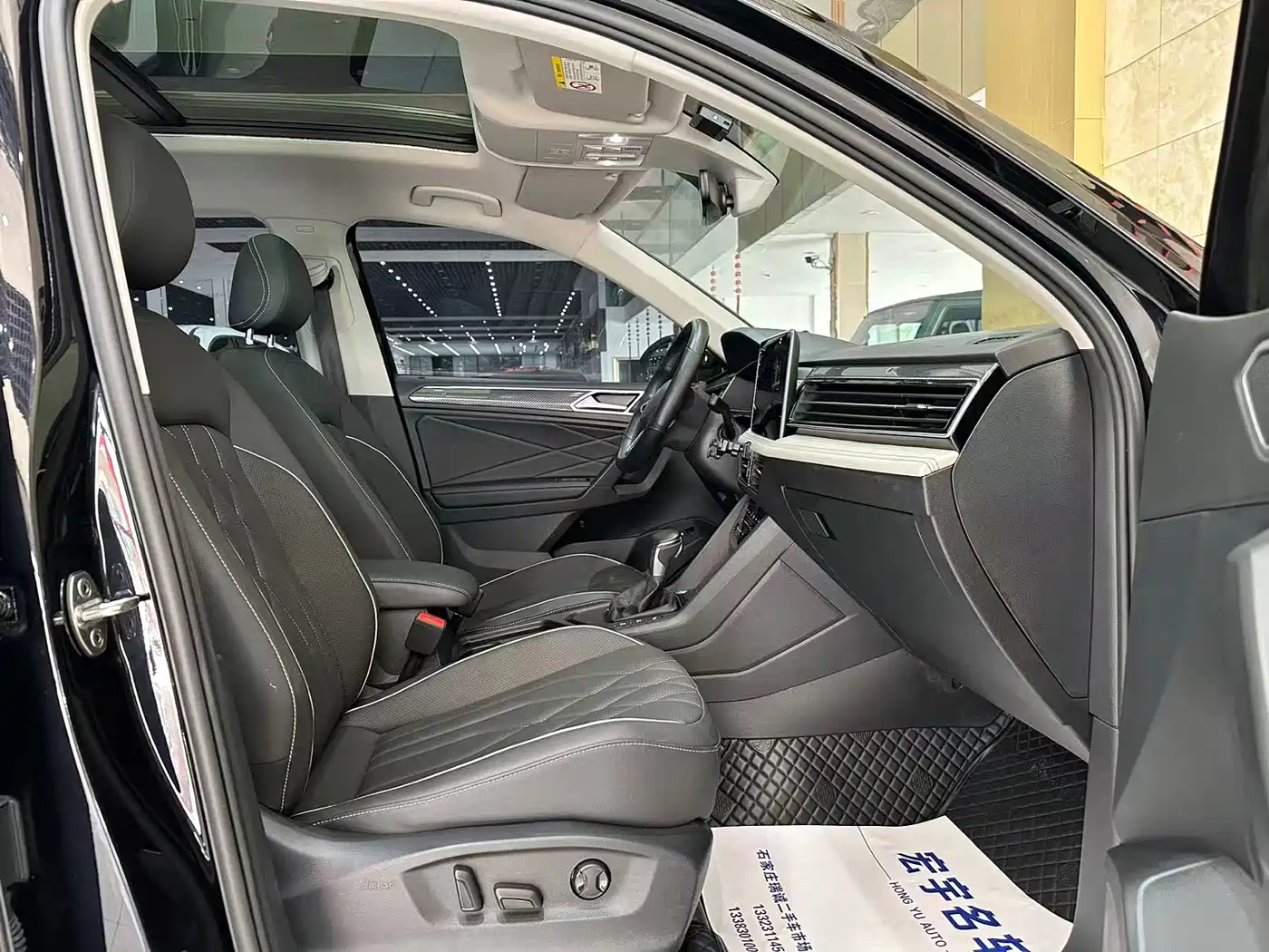 Volkswagen Tiguan L 2023 330TSI Auto 2WD R-Line Premium Edition фото 14