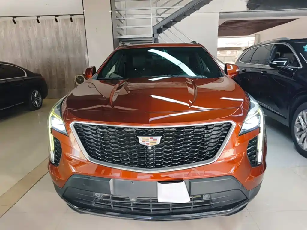 Cadillac XT4 2018 2018 28T AWD Platinum Sport Edition