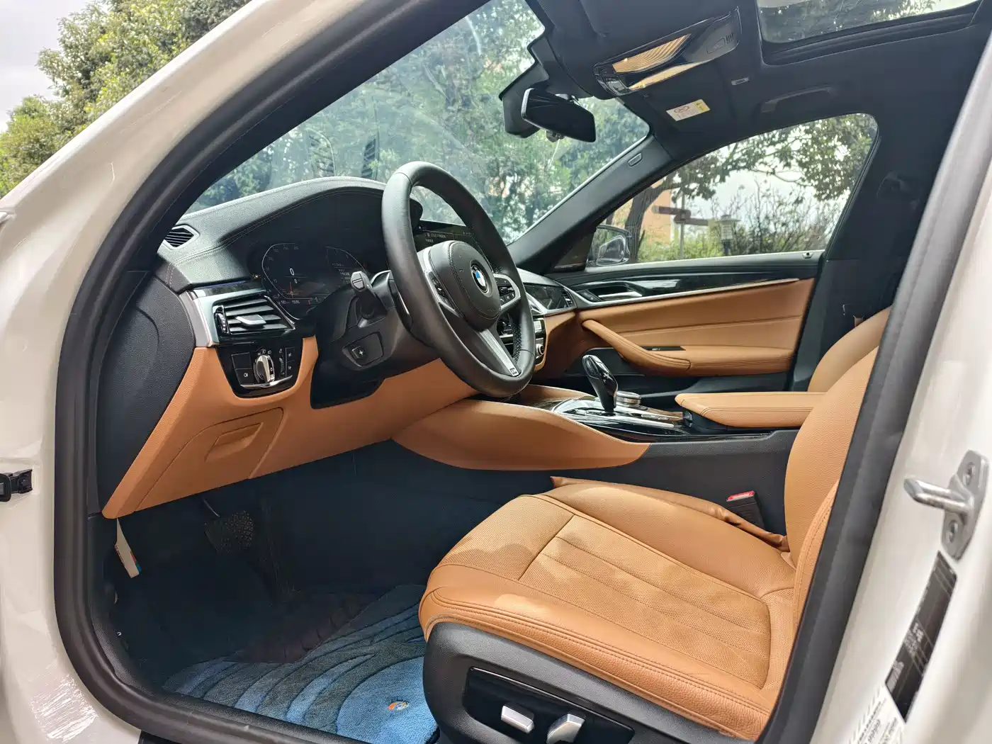 BMW 5 Series 2020 530Li Exclusive M Sport Package фото 4