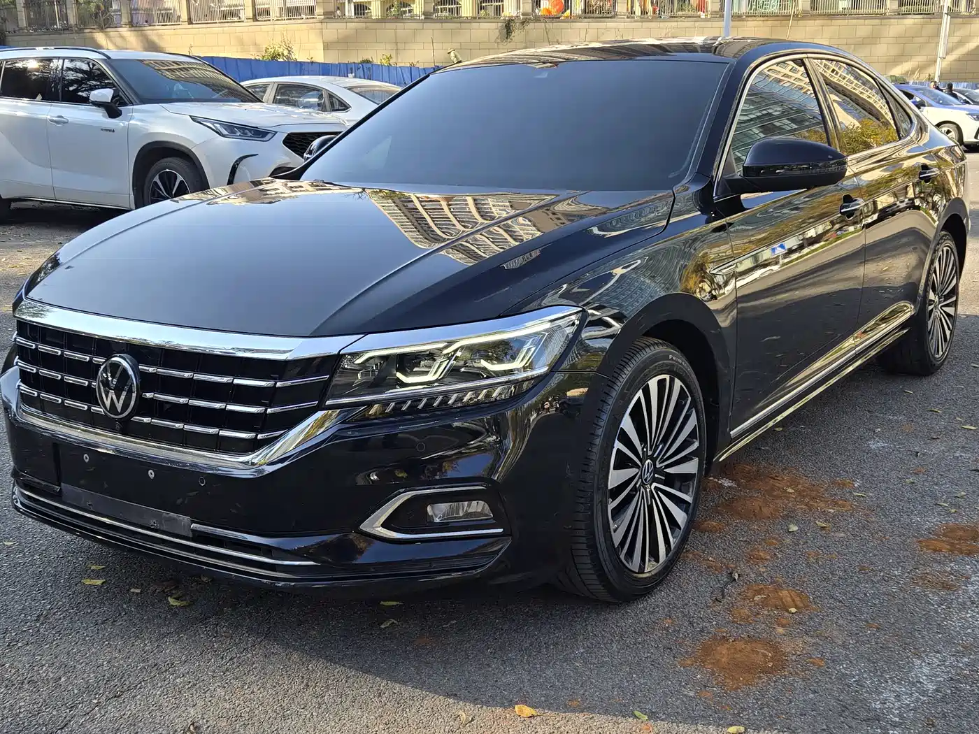 Volkswagen Passat 2021 Model 330TSI Premium Edition