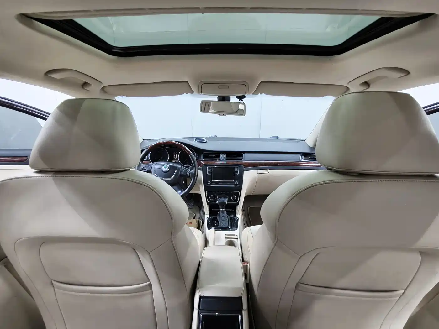 Škoda Superb 2009 1.8TSI Automatic Prestige фото 10
