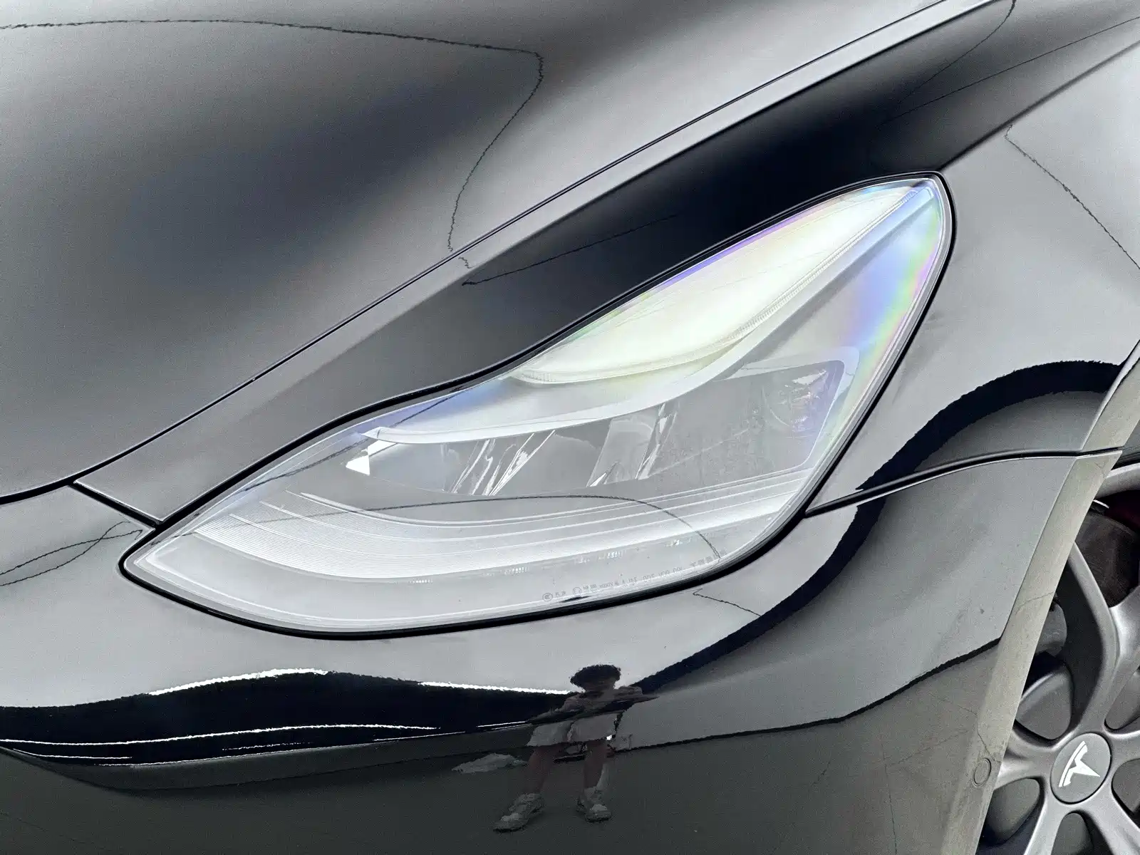 Фото 12 - Tesla Model 3
