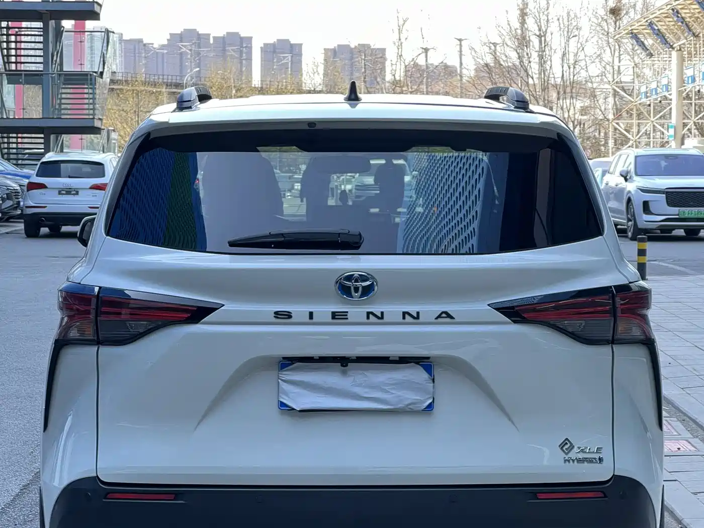 Toyota Sienna фото 6