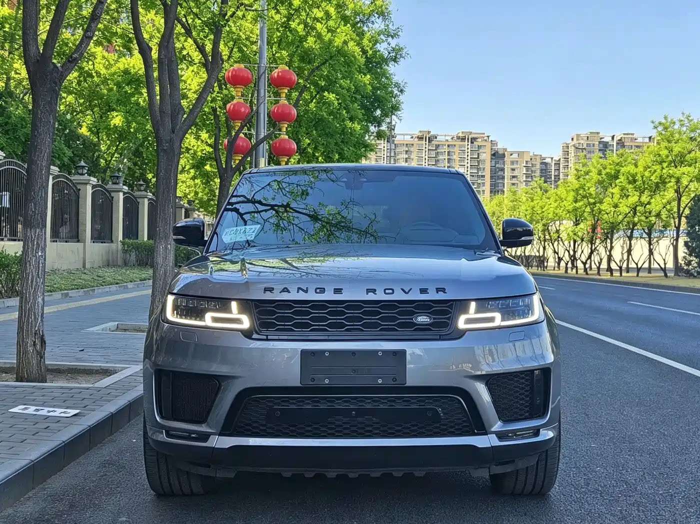 Land Rover Range Rover Sport 2021 3.0 L6 Gloss Black Edition фото 4