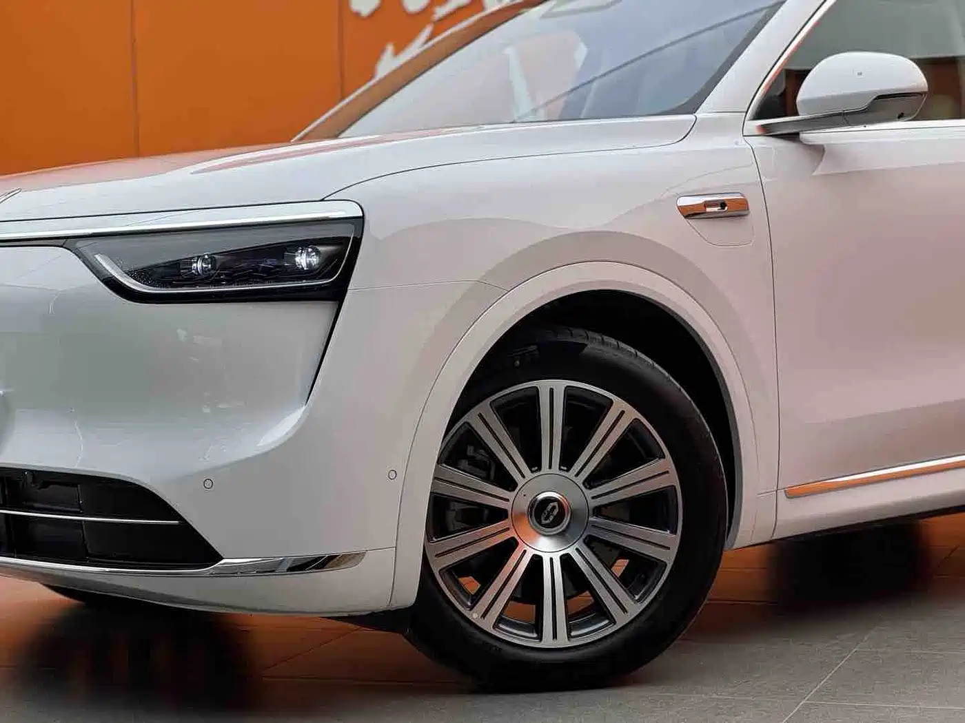 AITO Wenjie AITO M8 2026 2025 Model Extended Range Max+ Edition 53.4kWh 6-Seater