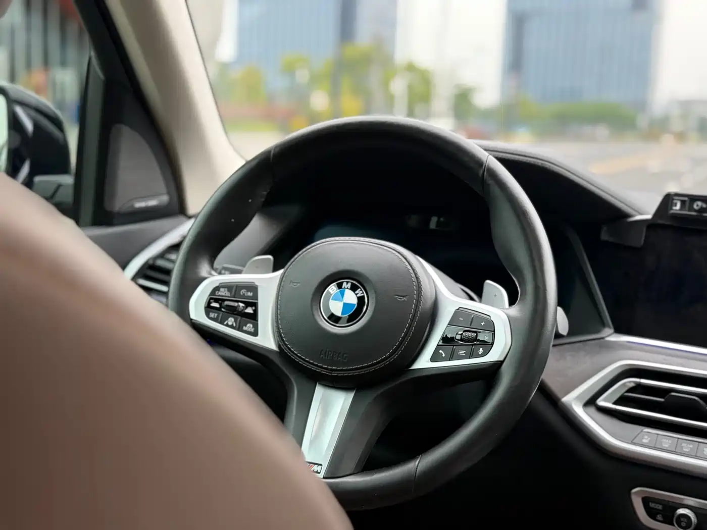 BMW X5 (Import) 2020 xDrive40i Premium M Sport Package фото 9