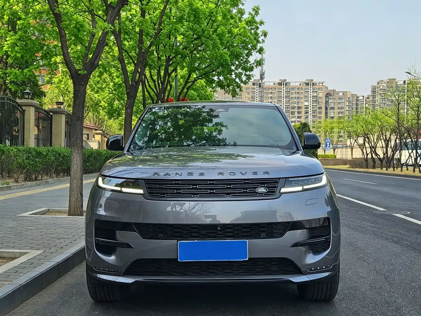 Land Rover Range Rover Sport 2023 400PS Dynamic SE фото 4