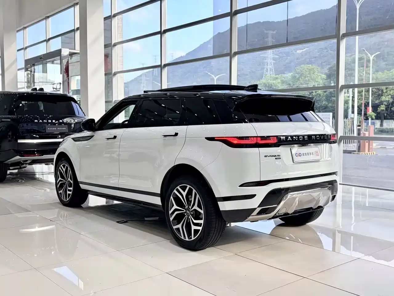 Фото 8 - Land Rover Range Rover Evoque