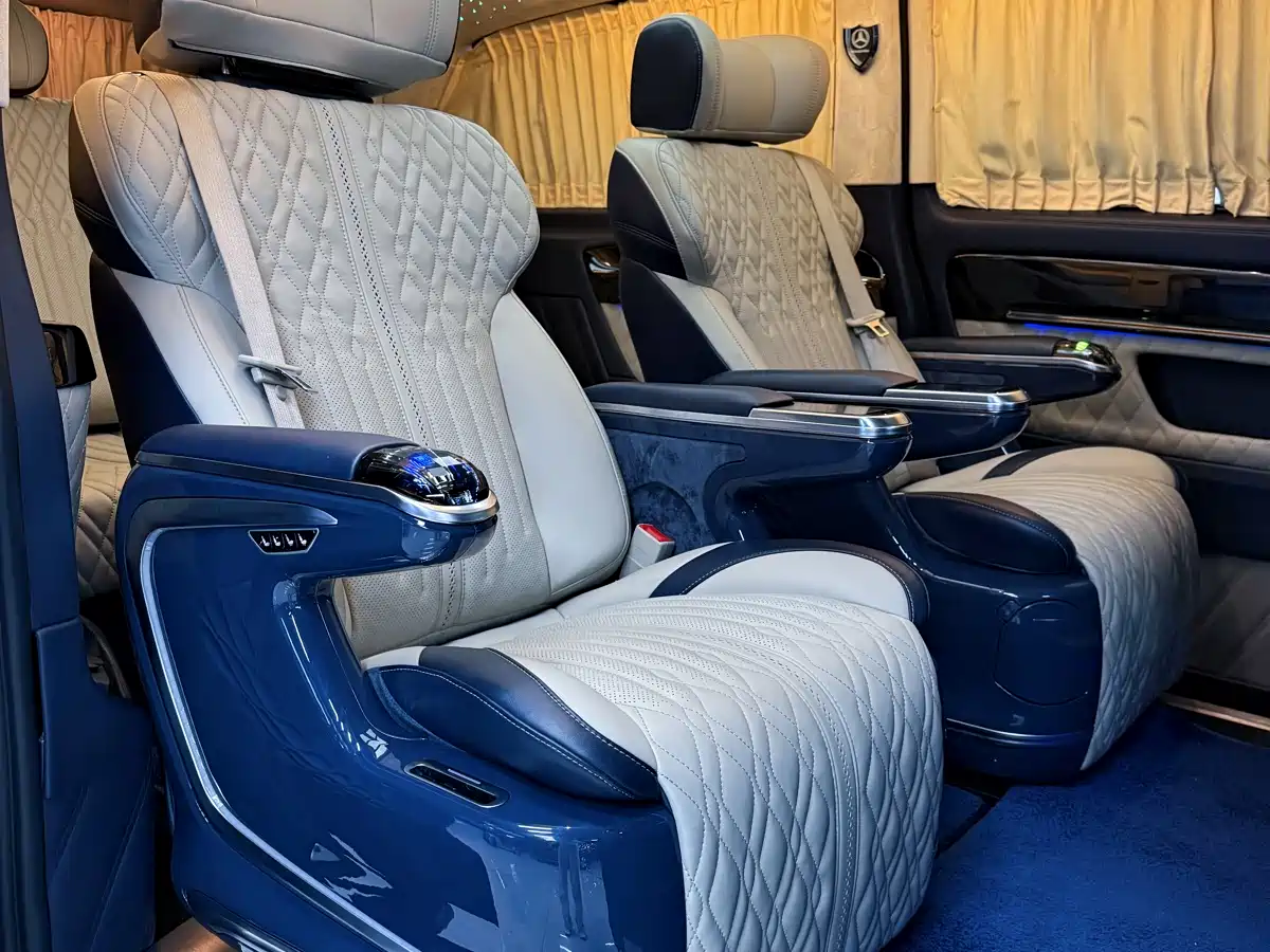 Mercedes-Benz Vito 2018 2.0T Business Edition China VI фото 9