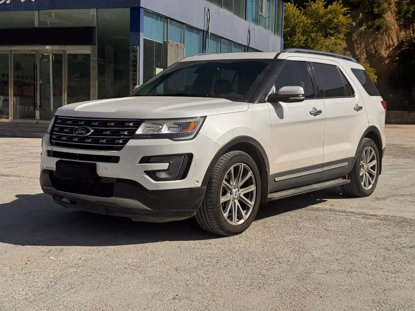 Ford Explorer (Import) 2016 — пригон из Китая