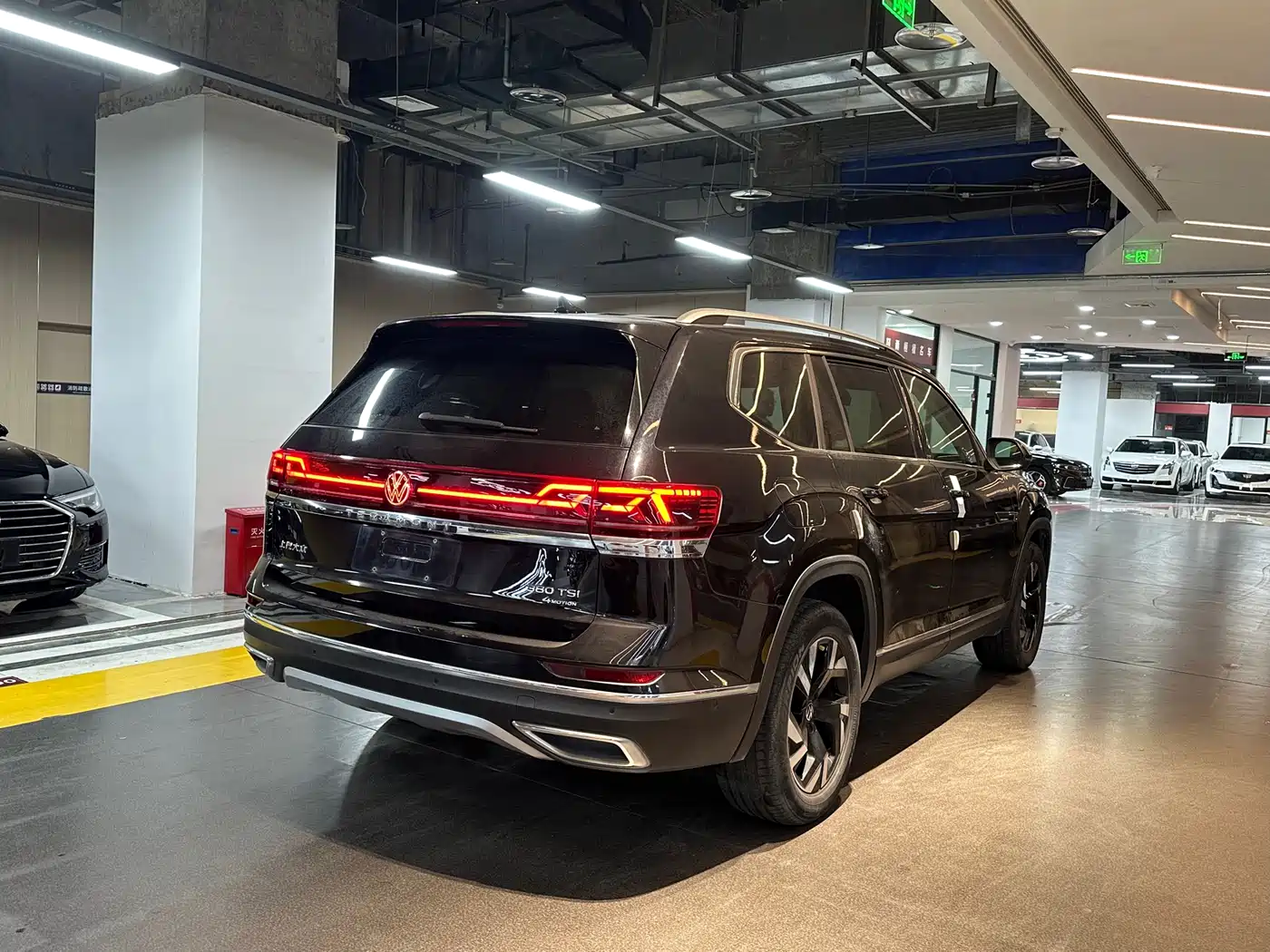 Volkswagen Teramont 2021 380TSI 4WD Premium Luxury Edition фото 11