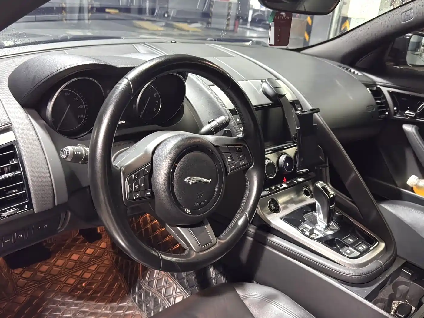 Jaguar F-TYPE 2018 2016 3.0 SC Hardtop