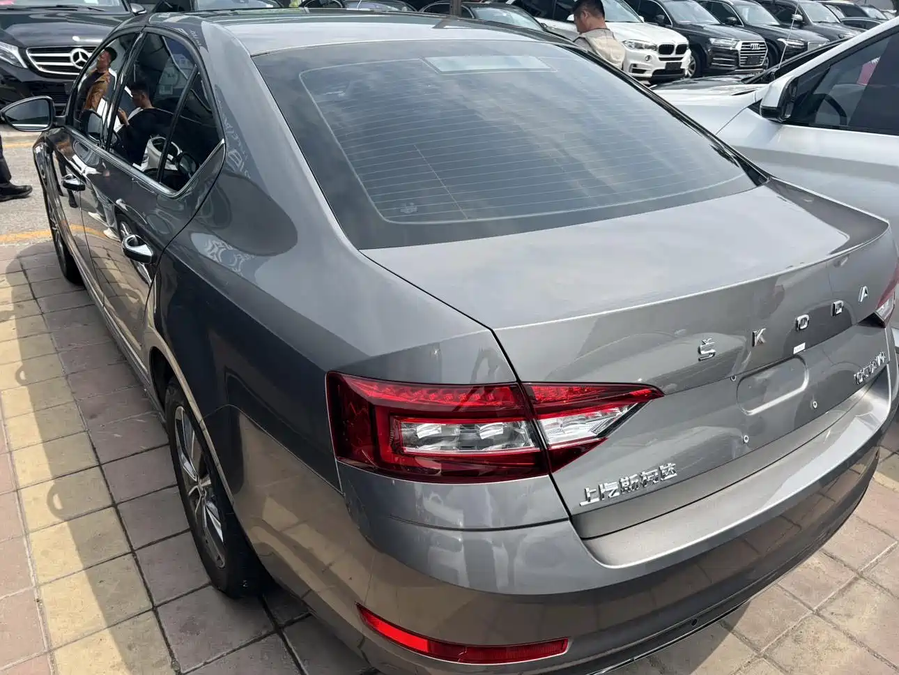 Škoda Octavia 2020 1.5L Automatic Smart Luxury Edition фото 12