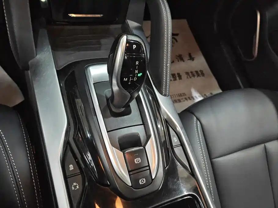 Zhonghua V7 2019 2018 280T DCT Premium 5-seater