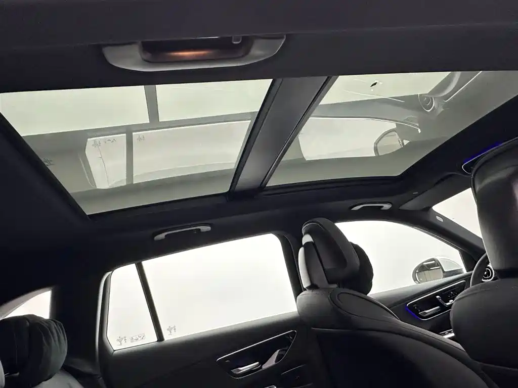 Mercedes-Benz GLC 2023 Facelift GLC 300 L 4MATIC Sport 5-Seater фото 23
