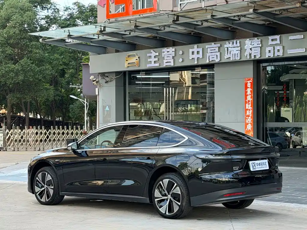 NIO ET7 2025 2024 75kWh Executive Edition