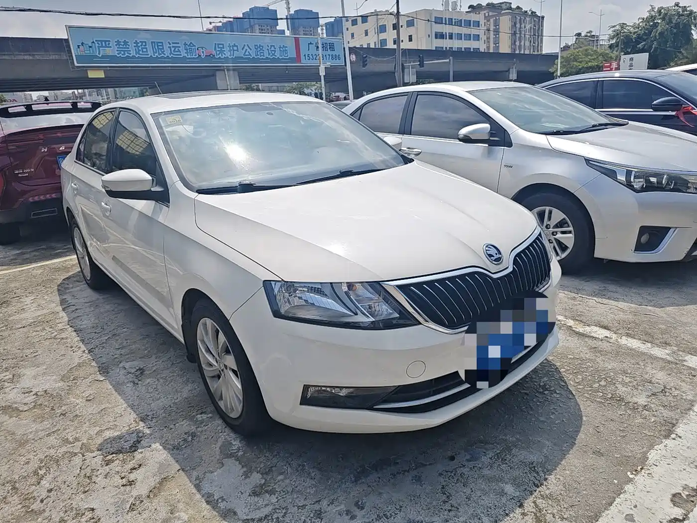 Škoda Rapid 2018 1.6L Automatic Comfort Edition фото 3