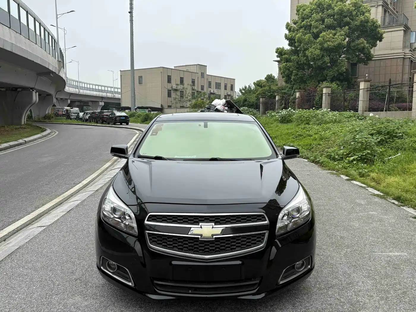 Chevrolet Malibu 2013 2.0L Automatic Luxury Edition фото 2