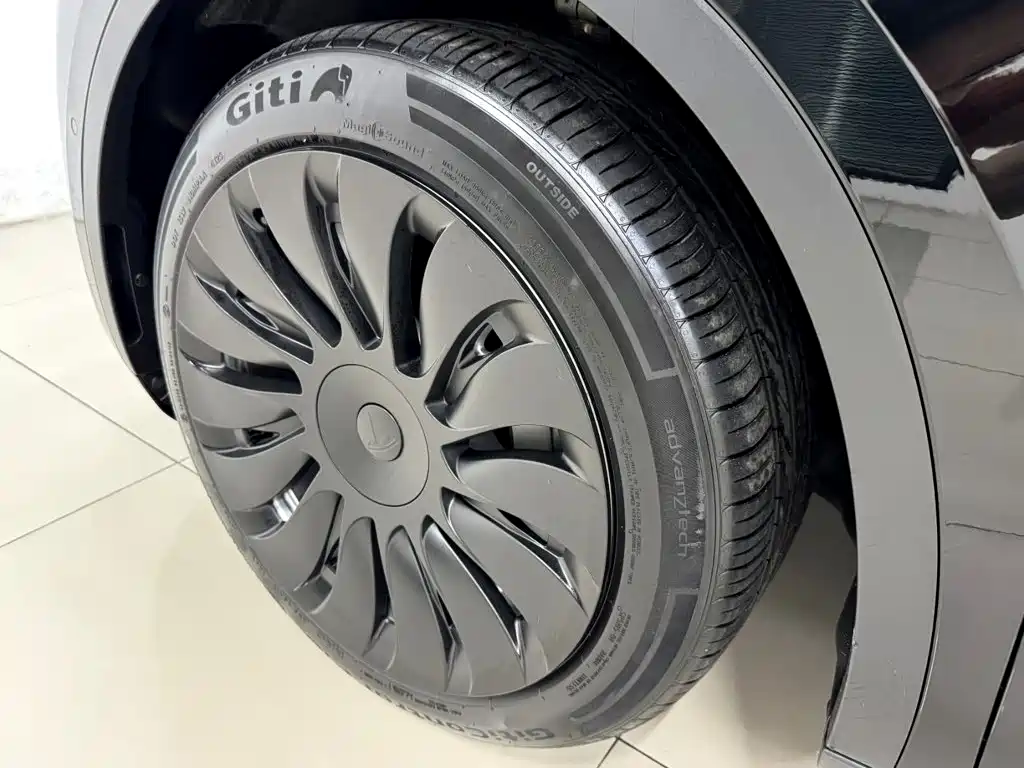 Tesla Model Y 2021 2021 Standard Range Rear-Wheel Drive