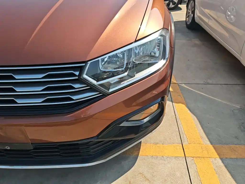 Volkswagen C-TREK 2017 2017 230TSI Manual Comfort