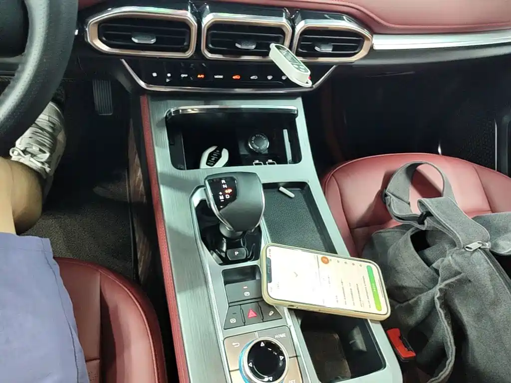 Фото 14 - Jetour X70 PLUS