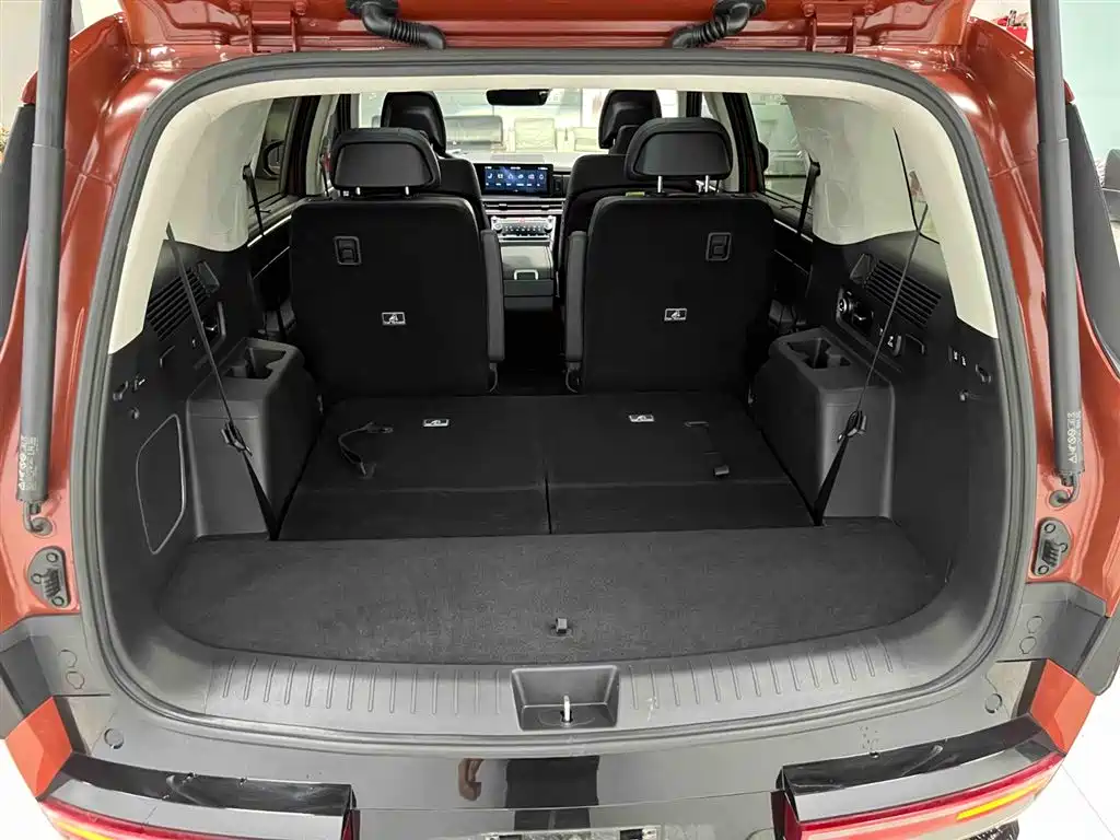 Hyundai Santa Fe 2024 2.0T Connoisseur Ultra фото 18