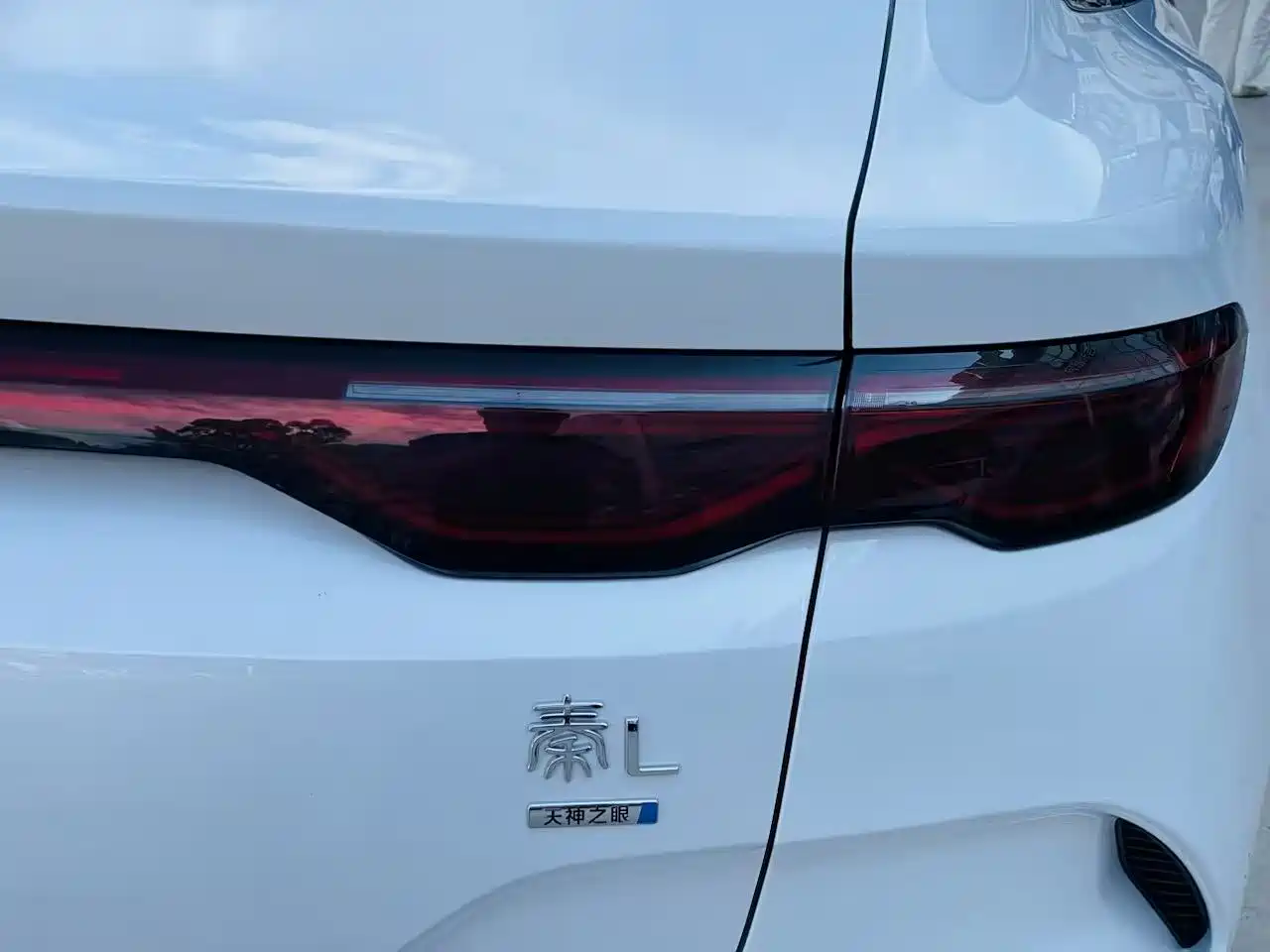 BYD Qin L 2025 EV 545KM Superior фото 8