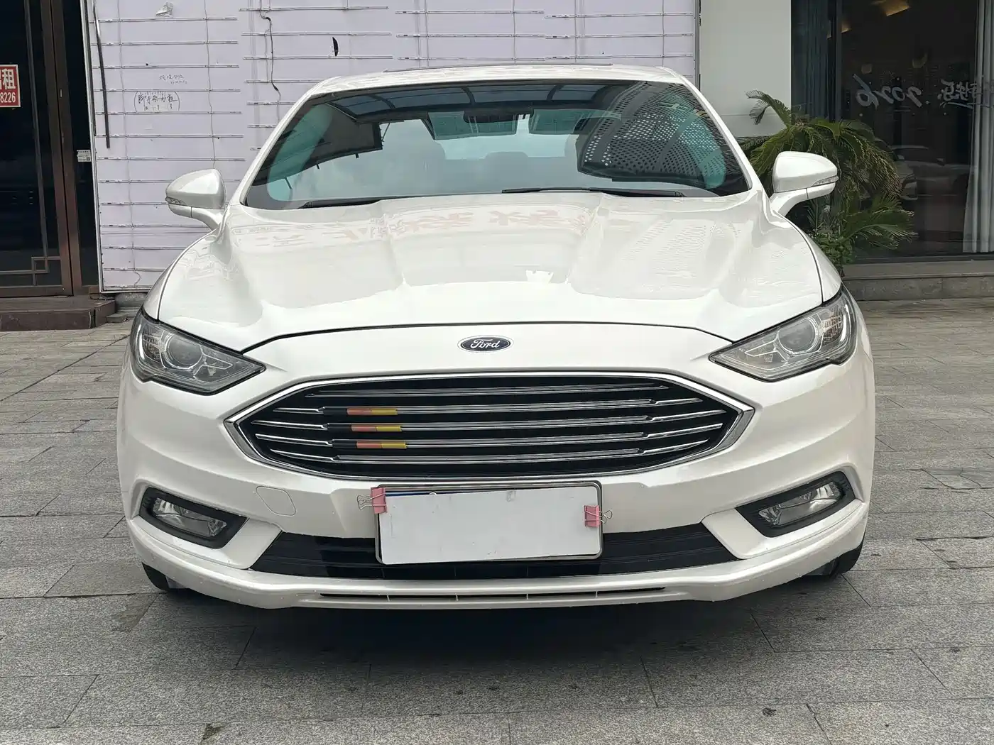 FORD MONDEO