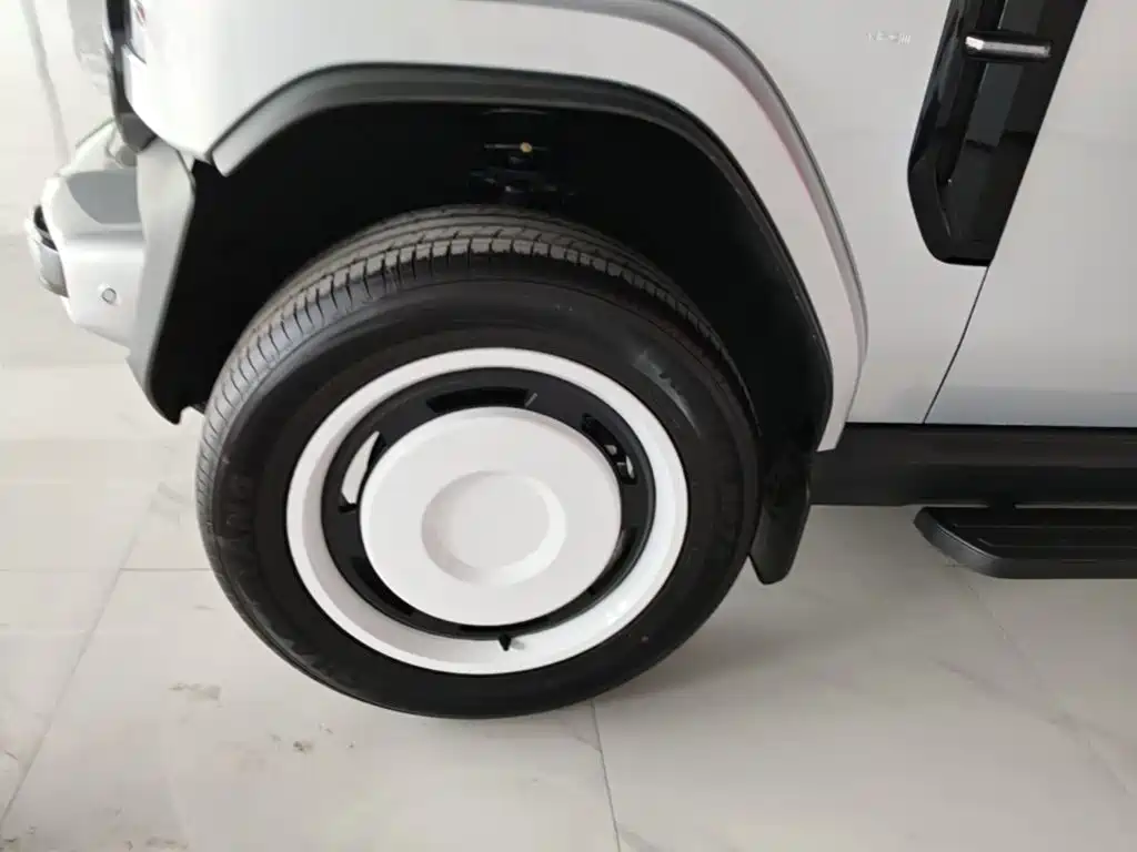 iCAR V23 2025 2025 FWD Premium Model