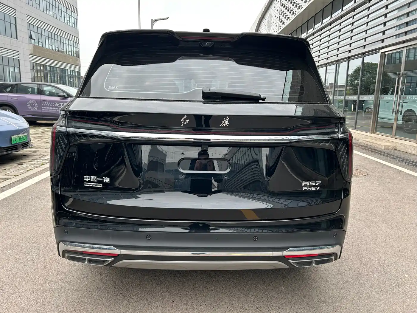 Hongqi HS7 PHEV 2024 2.0T PHEV 4WD Flagship Edition 6-seater фото 5